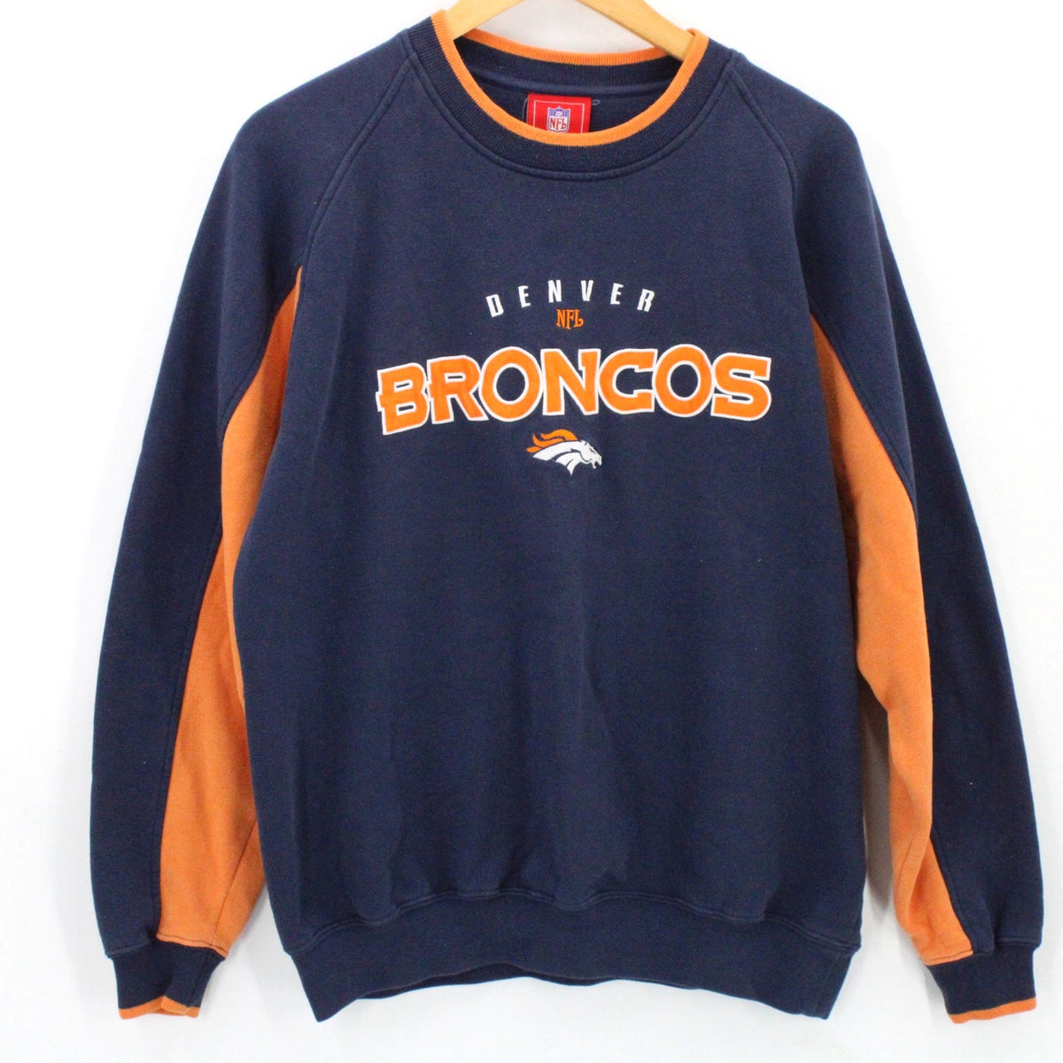 Vintage NFL x Denver Broncos Crewneck Sweatshirt Mens Navy Blue Pullov